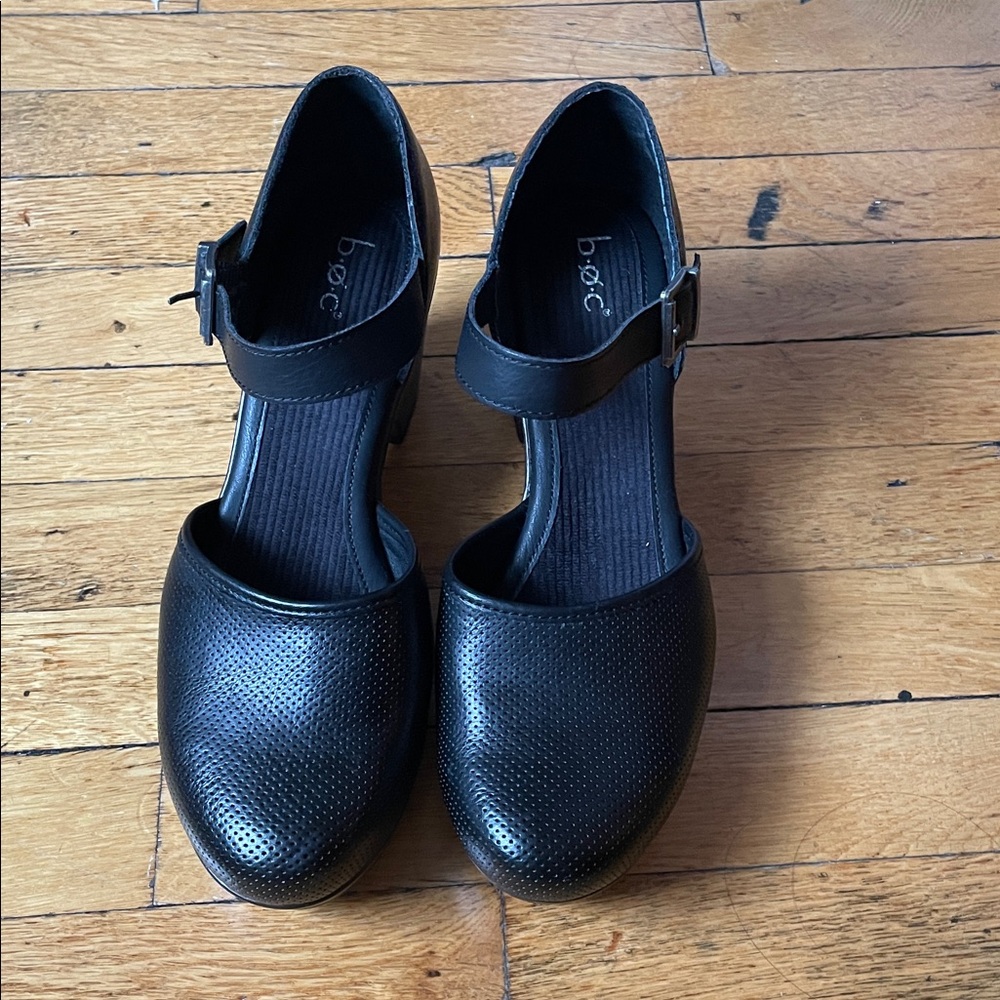 b.o.c. Black clog Mary Jane’s (worn once)